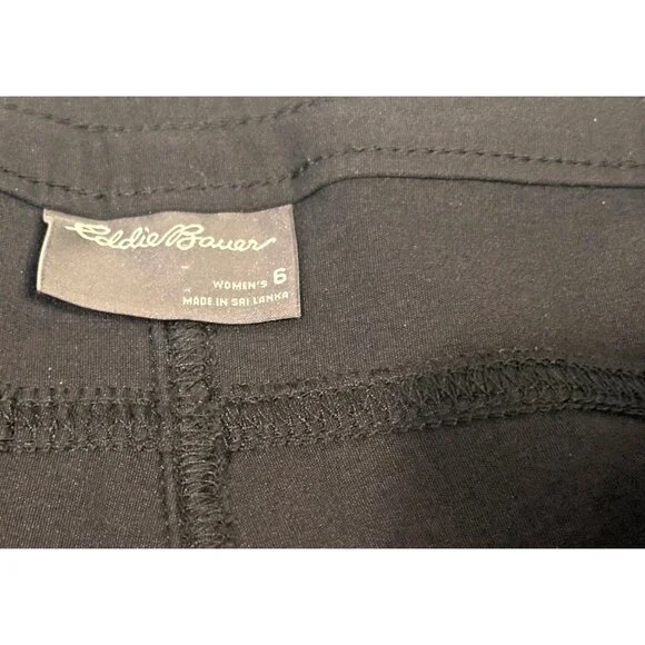 Eddie Bauer Womens Rainier Shorts Black Size 6 Mid Rise Stretch Casual Outdoors - Picture 5 of 7
